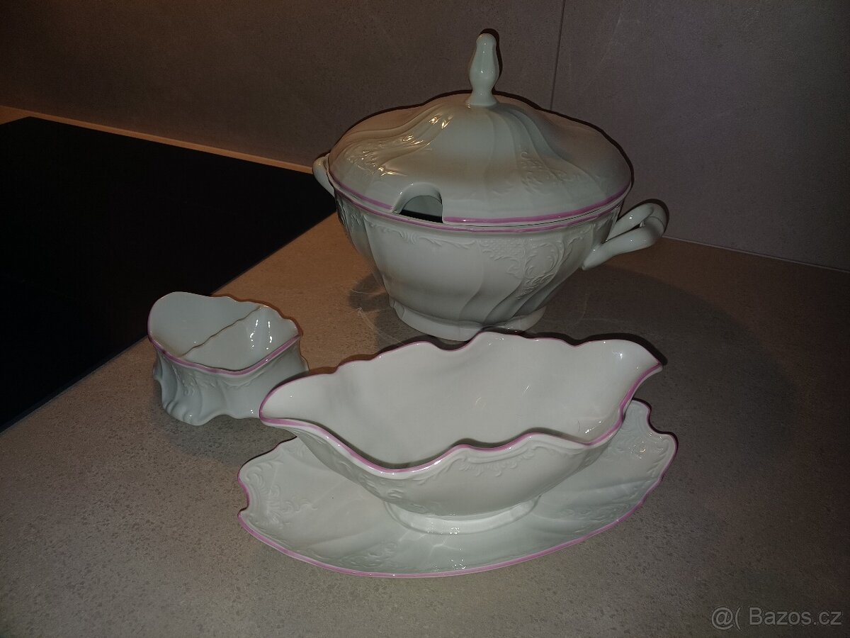 Porcelán Bernadotte - mísa na polévku, omáčkovník, slánka +