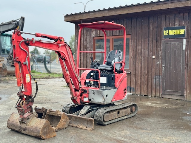 Pásový bagr Hitachi ZX17U-2