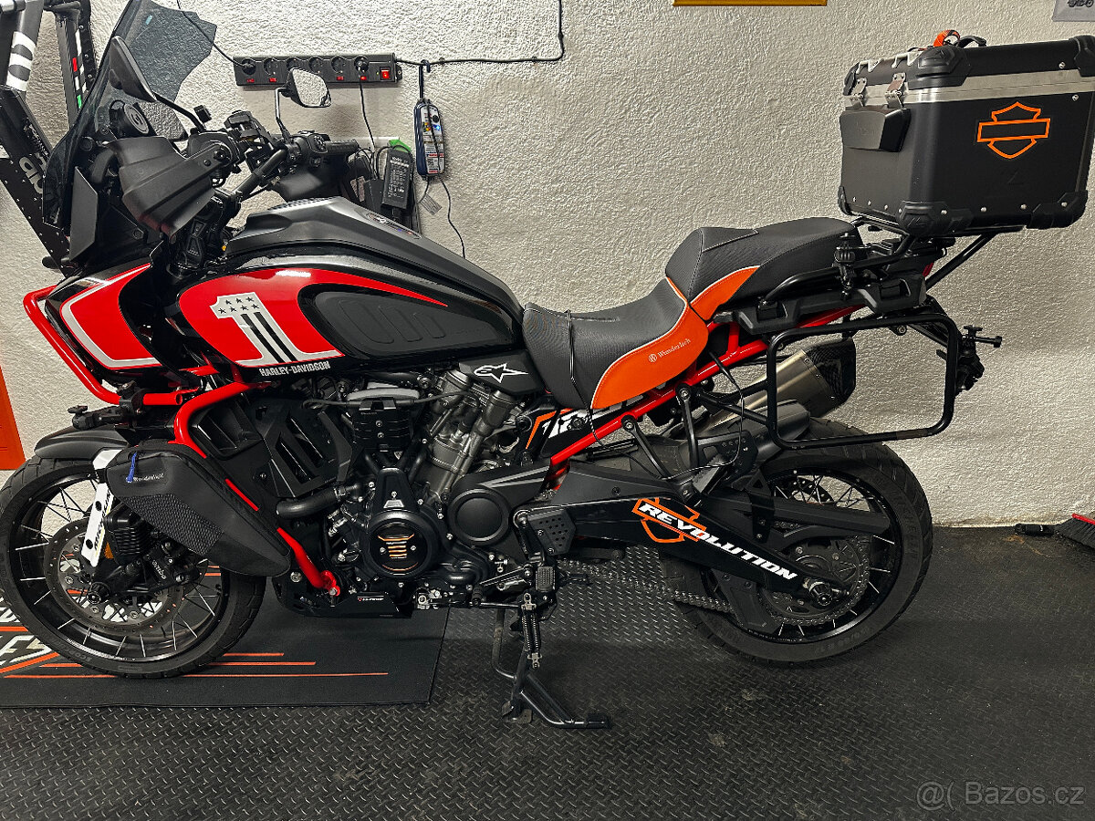 Sedadla HD Pan America