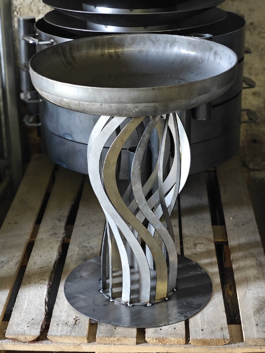 Zahradní květináč