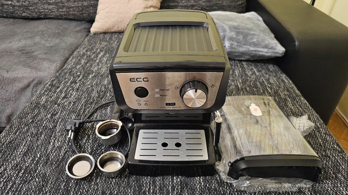 Kávovar ECG ESP 20101