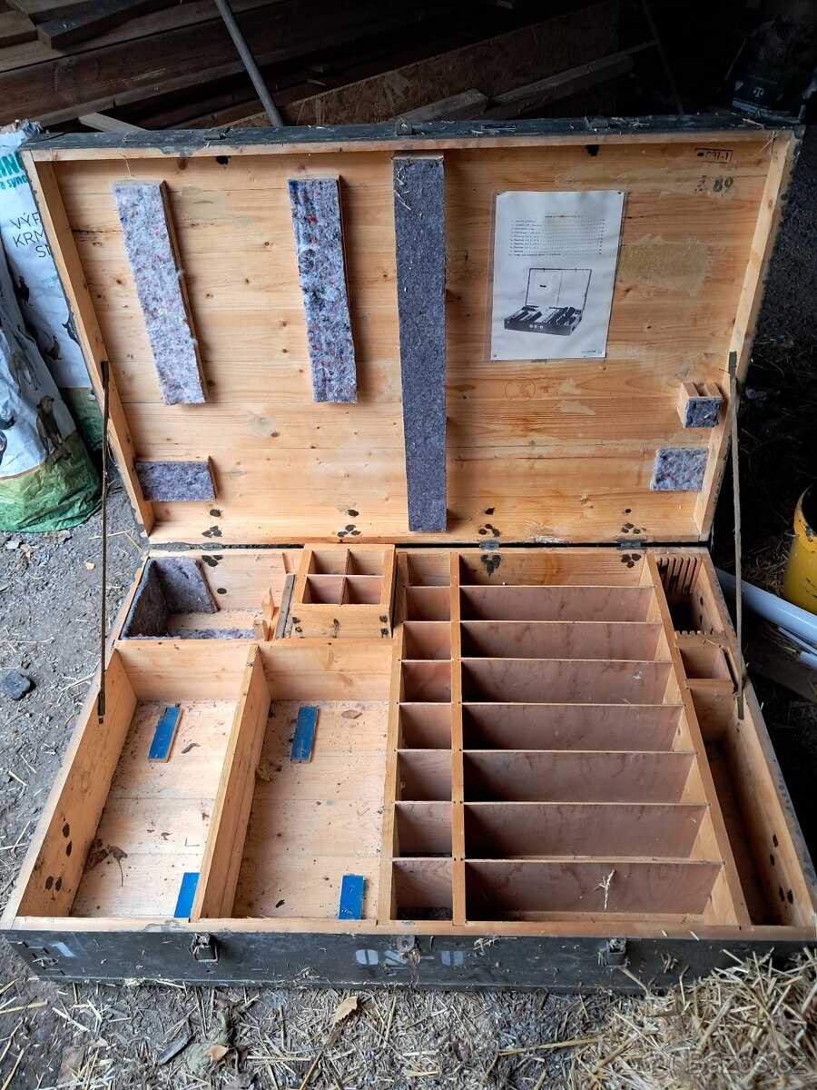 Vojenská bedna - dřevěná - 120x80x30cm