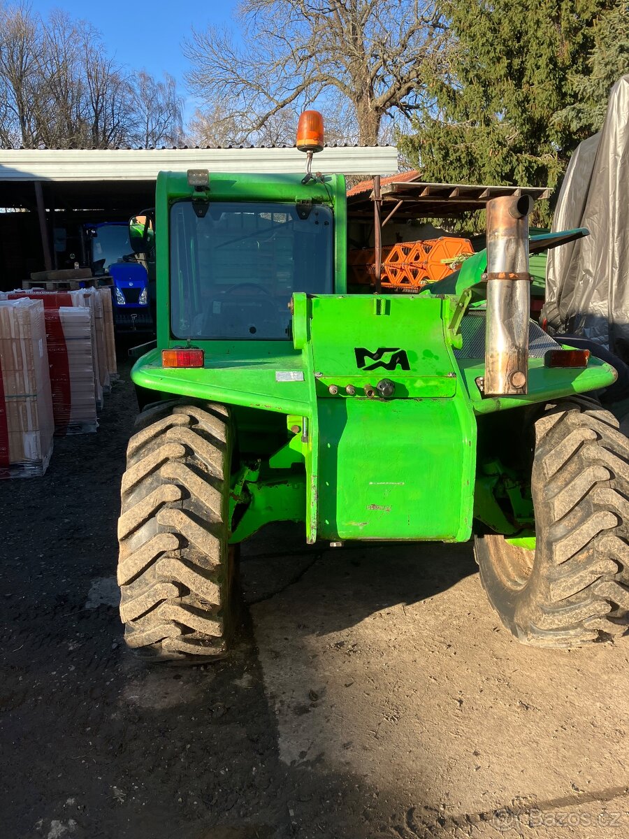 Teleskopický manipulátor