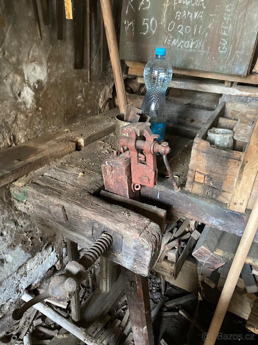 Kovářský svěrák