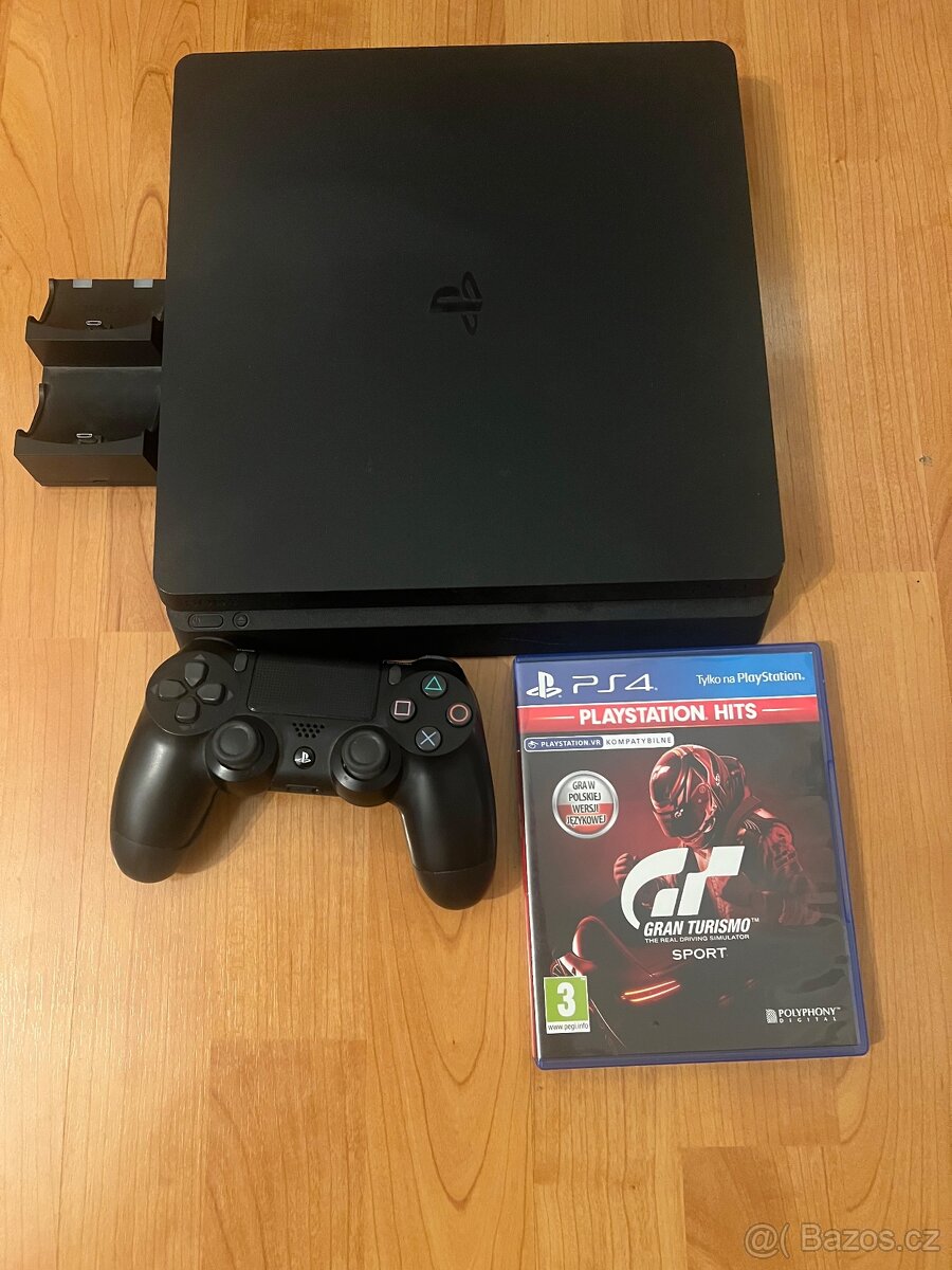PlayStation 4 slim 1TB + hra zdarma