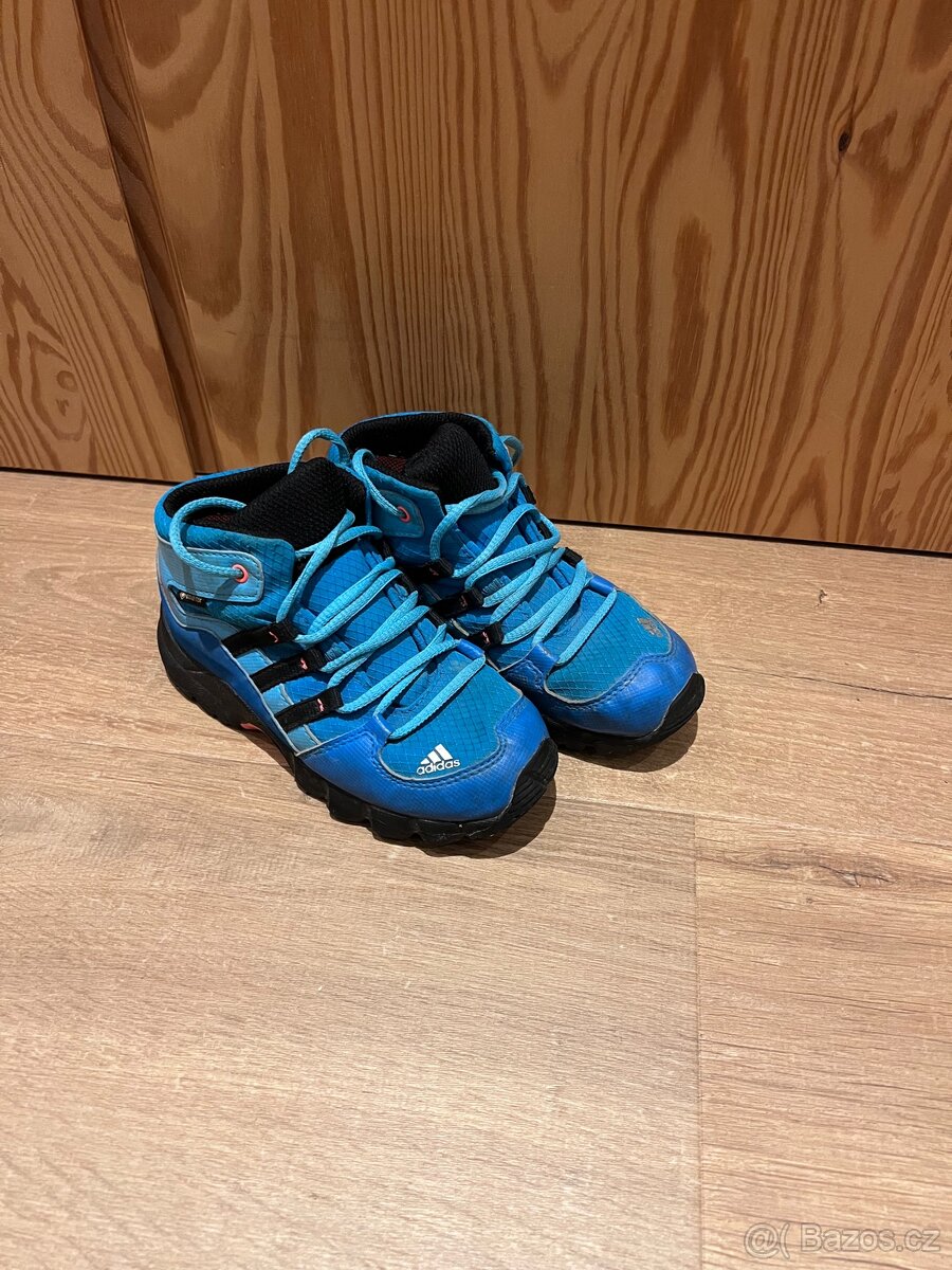 Dětské zimní boty Adidas gore tex vel. 27