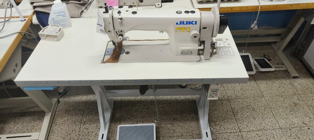 Průmyslový šicí stroj s dvojitým podáváním Juki DU-1181N