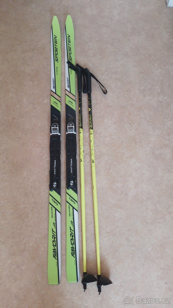 Dětské běžky Sporten 130 cm se šupinami, hůlky