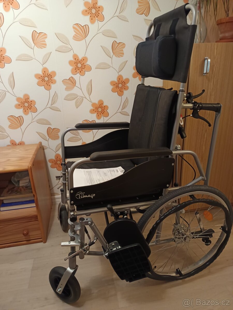 Invalidní vozík