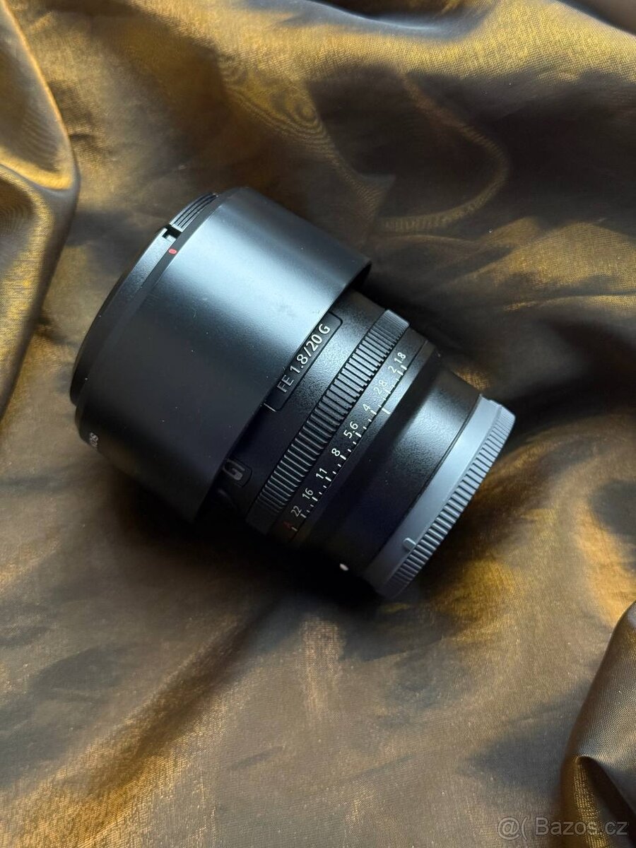 Sony FE 20mm f/1.8 G