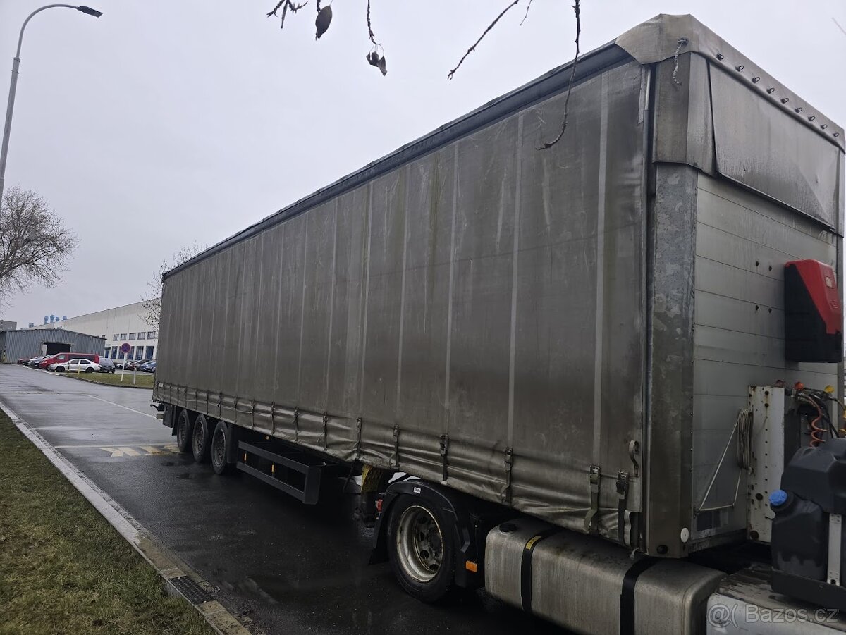 návěs SCHMITZ r.2008, LOWDECK, nápravy SCHMITZ