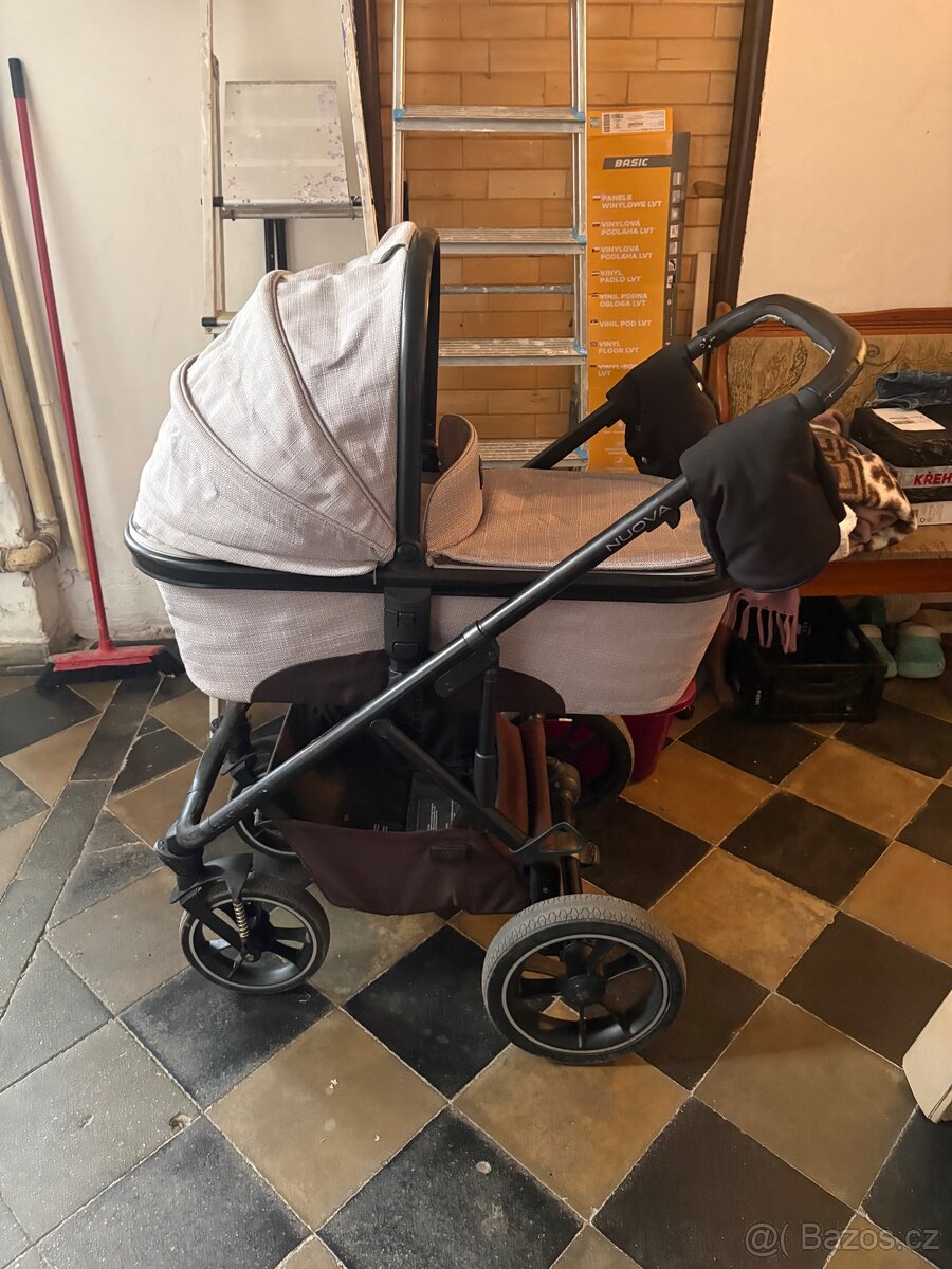 Moon nuova kočárek