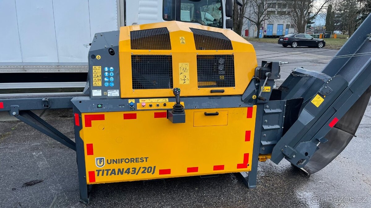 Štípací automat procesor štípací linka UNIFOREST 43/20