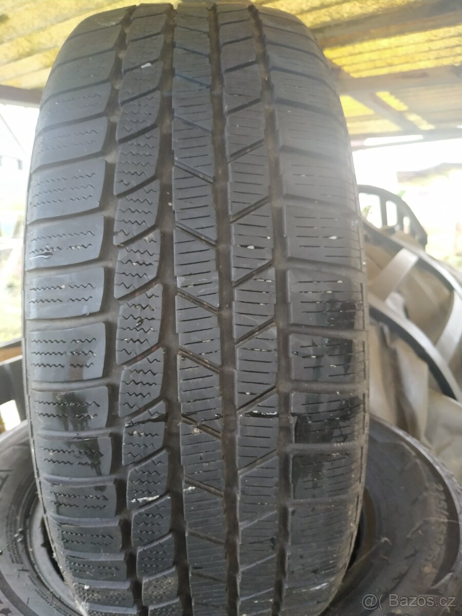Zimní pneu 205/50 R17
