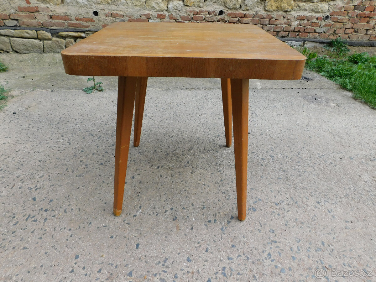 Retro stůl pavouk