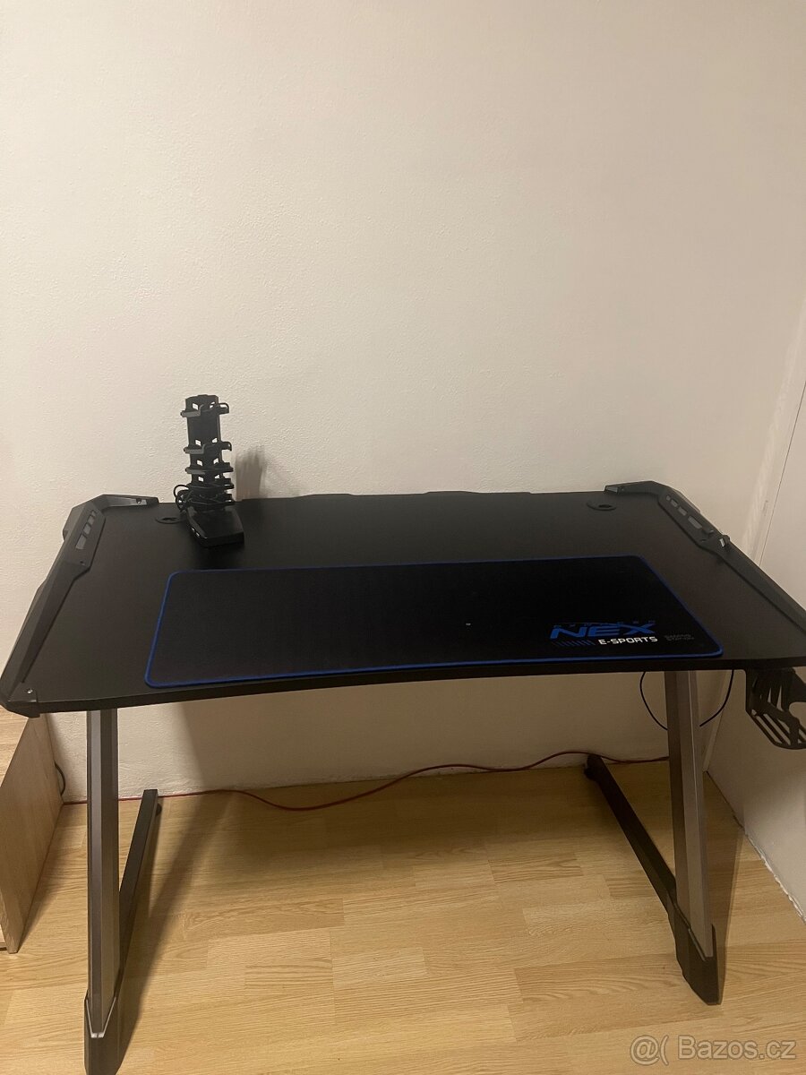 herní stůl DXRacer NEX