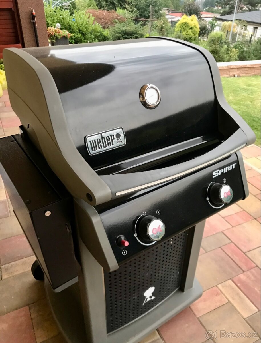 Gril Weber Spirit 210 plynový