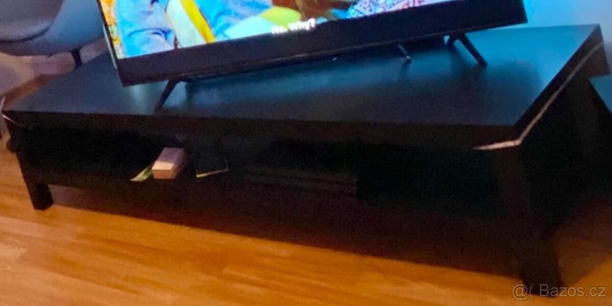 IKEA TV STAND - 700czk