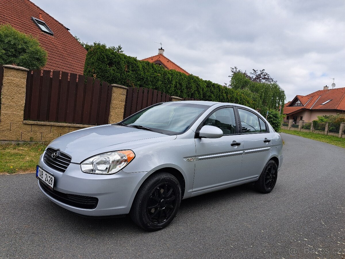 Hyundai Accent 1.5CRDi Koupeno v ČR,110TIS.KM,2.Majitel