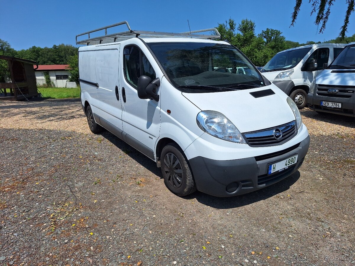 Opel Vivaro Long 2.0Dci Long Zahradka rv.2015
