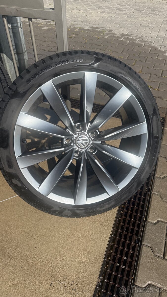 Prodam alu kola 19 original VW Arteon