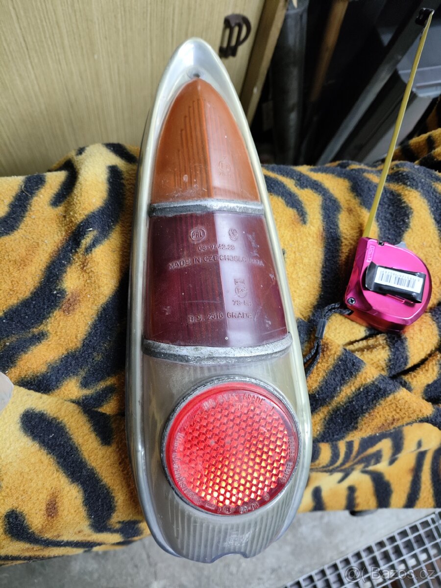 Škoda 1000 MB zadní světlo