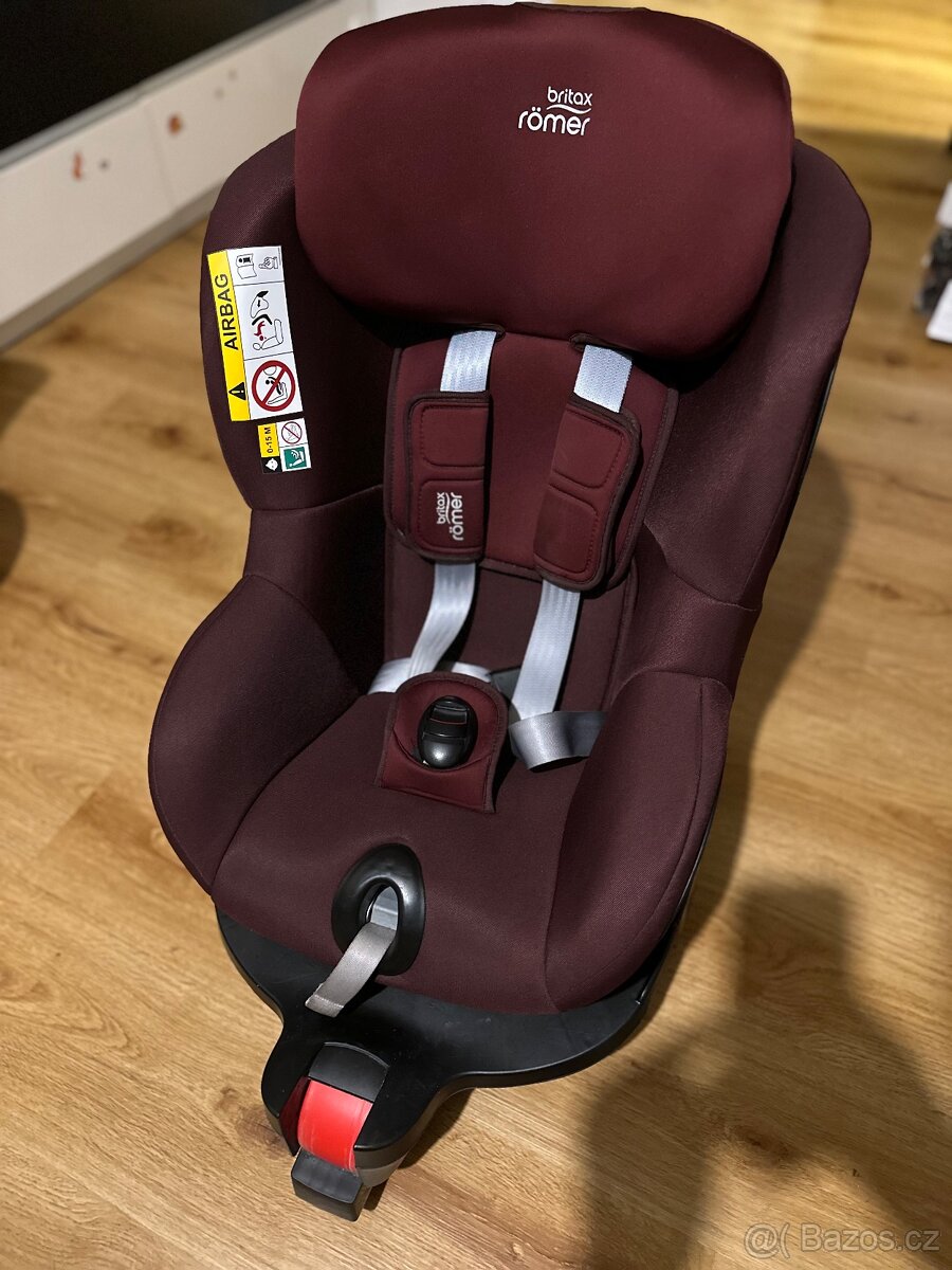 Autosedačka Britax Römer Dualfix M i-size burgundi 2022