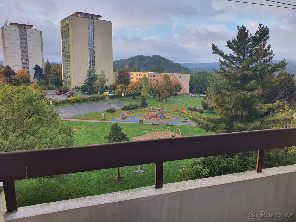 Prodej bytu 2+1 + 2x lodžie, Jižní ul., Česká Lípa.