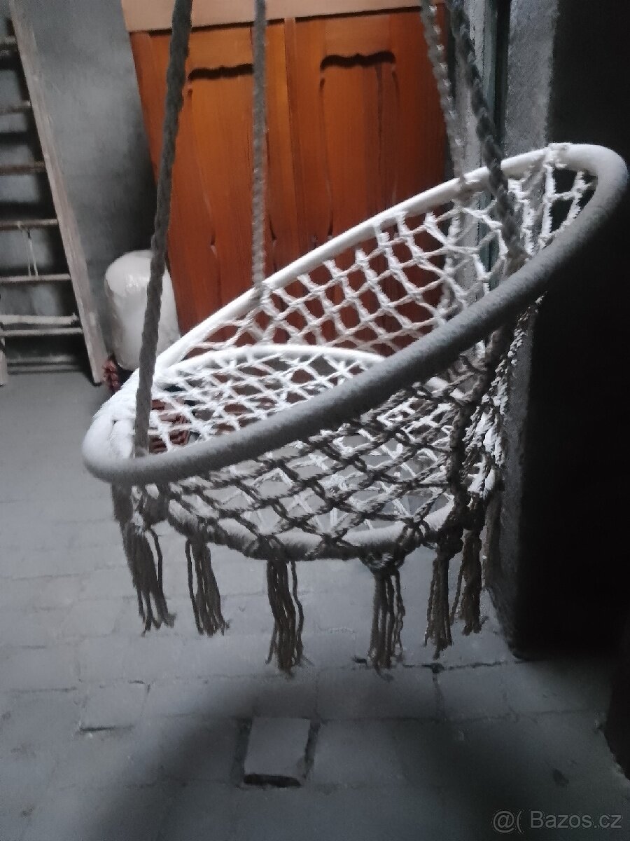 Křeslo Čapí hnizdo