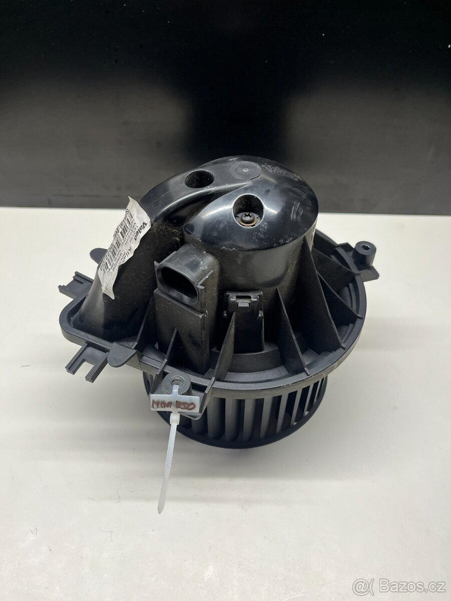 //Ventilátor topení Mini cooper R50-R56//