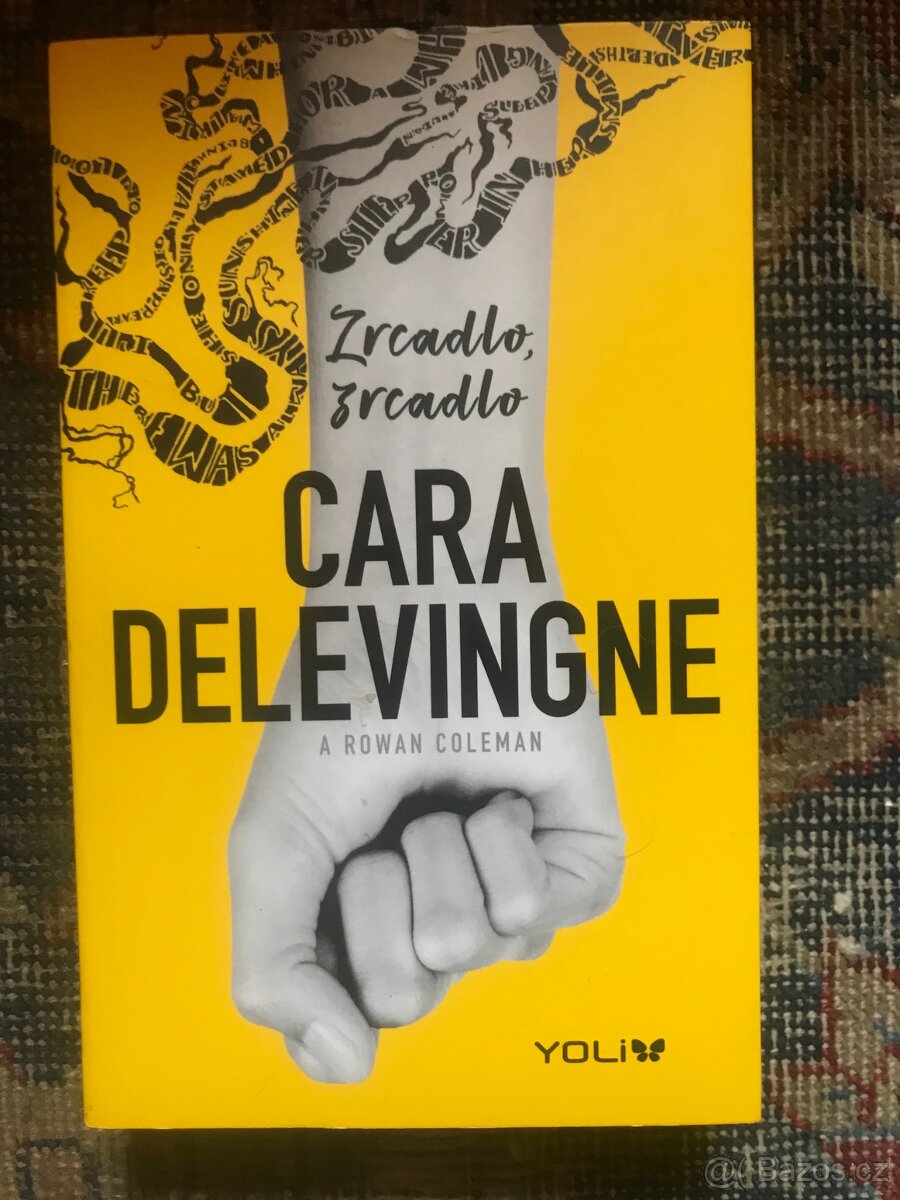 Zrcadlo, zrcadlo - Cara Delevingne