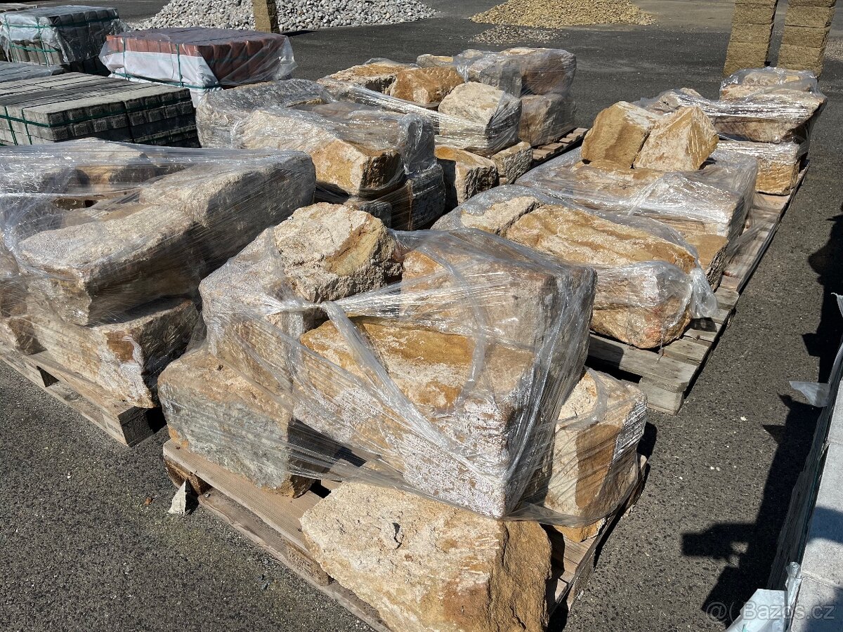 Pískovec opracovaný