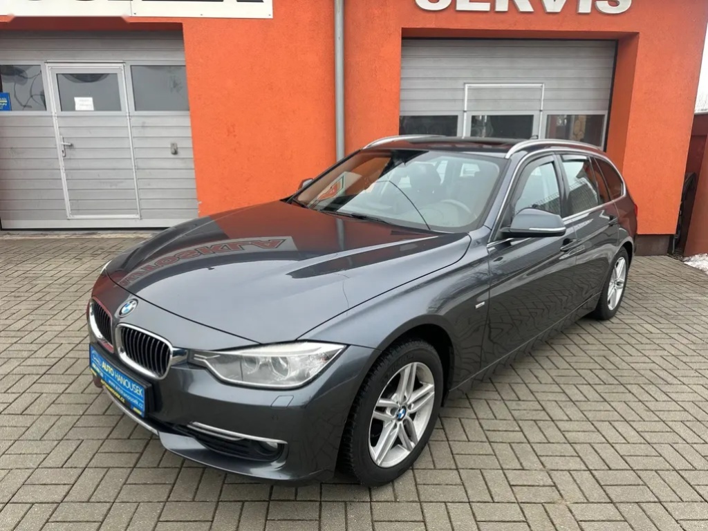 BMW Řada 3, 318D 105KW navi,kůže,panorama