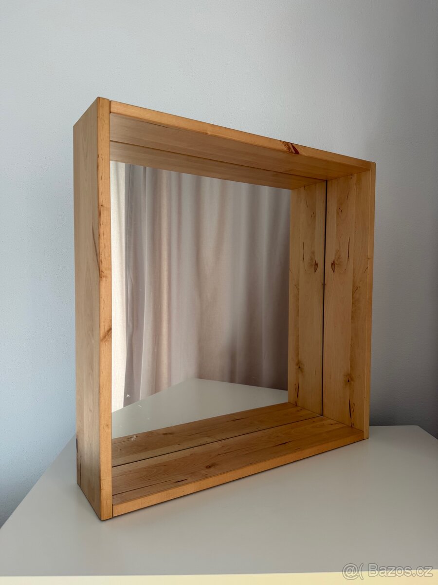Dřevěné zrcadlo MOLGER IKEA