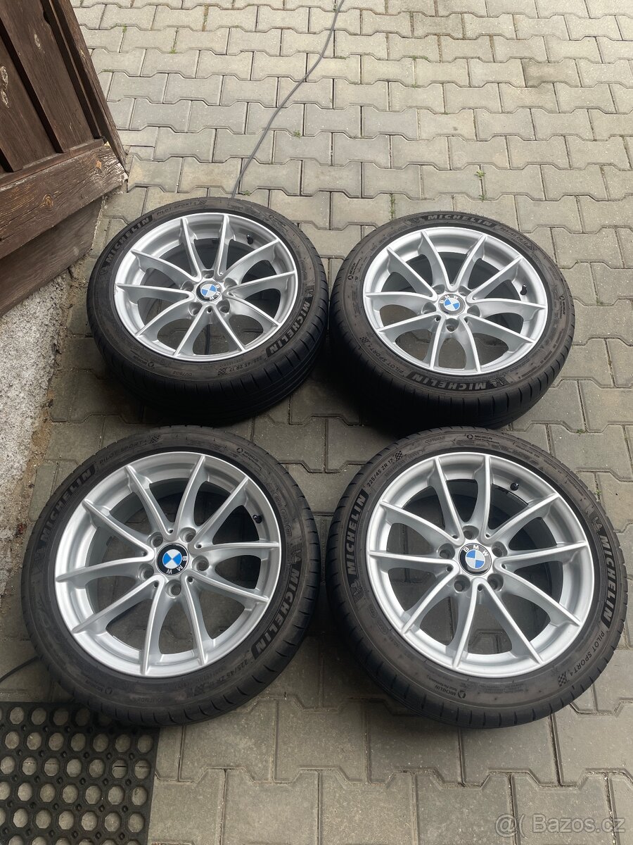 SADA ALU KOL BMW R17 5x120 ET32 225/45R17