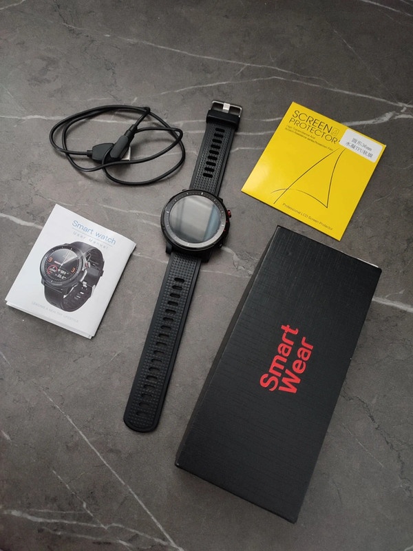 Chytré černé hodinky Smart Wear