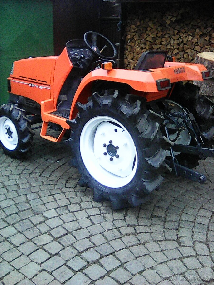 Prodej malotraktoru kubota
