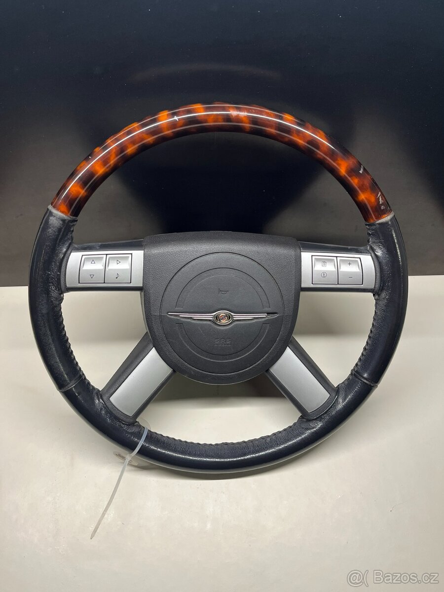//Volant Chrysler 300C včetně Airbagu//