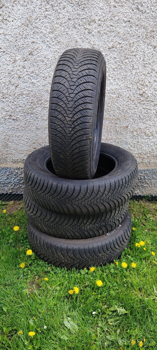 Celoročni pneu Falken Euroall season