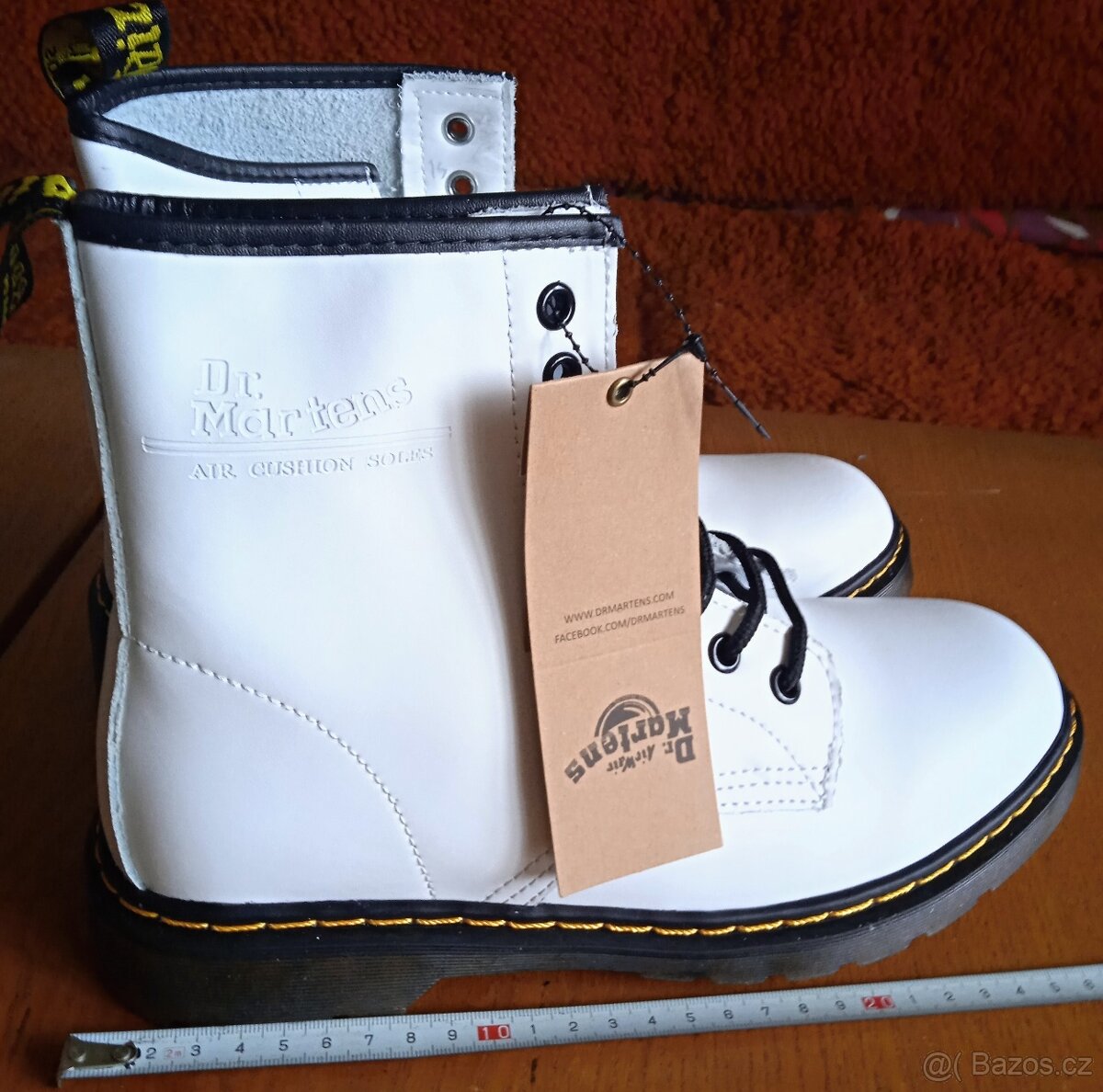 Kožené boty Dr. Martens