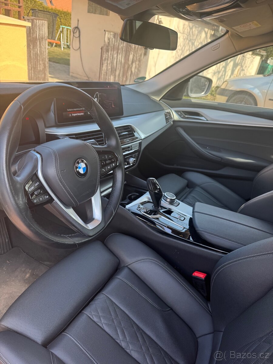 BMW 520d, 140kW, Head-up, 2022
