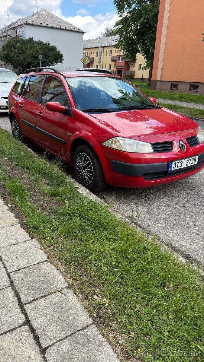 Renault Megane, 1.4i , JEN 150 000 nájezd.