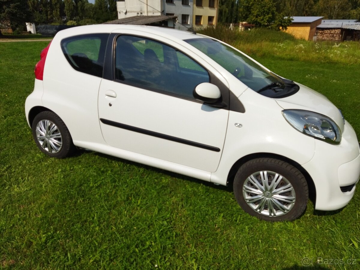 Prodám citroen C1 rv 2011 pěkný stav