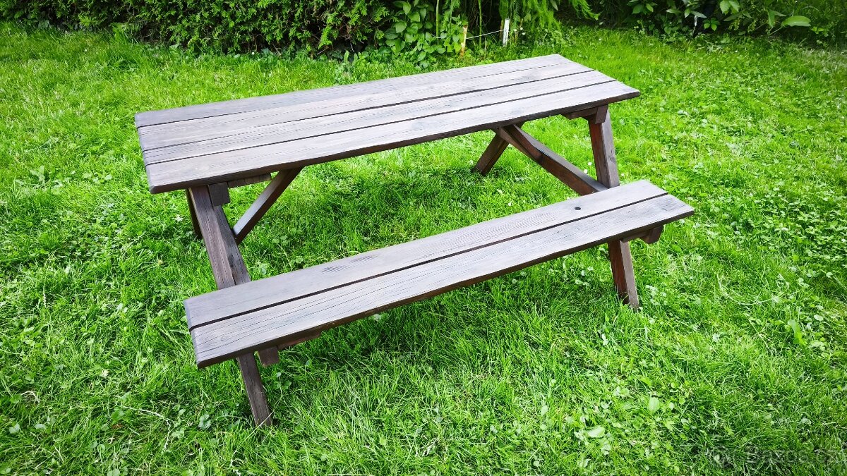 Dětské venkovní sezení
