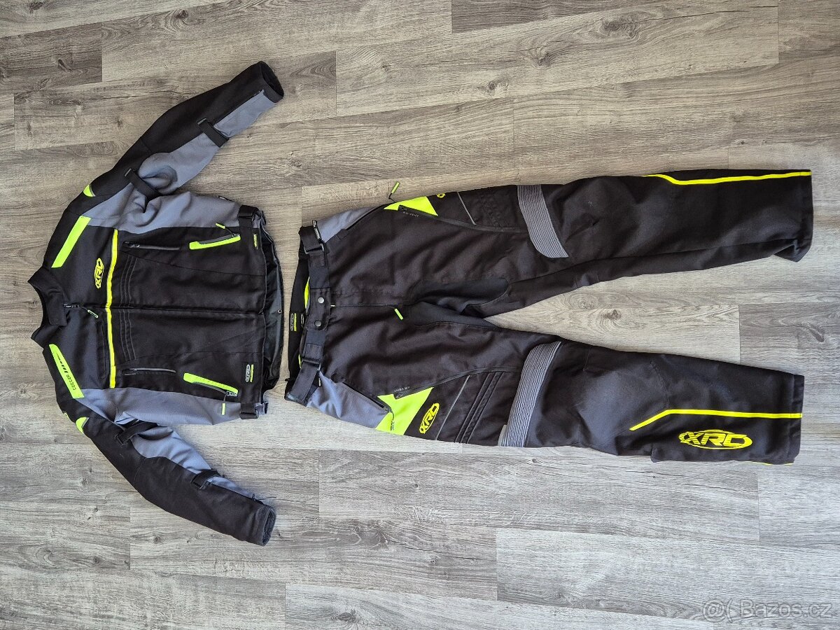 Oblek na moto XRC