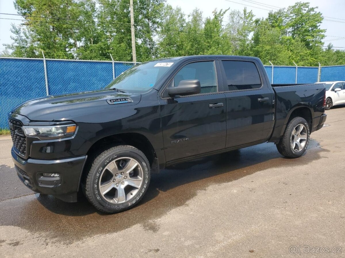 2025 RAM 1500 Tradesman 3.6L 4X4