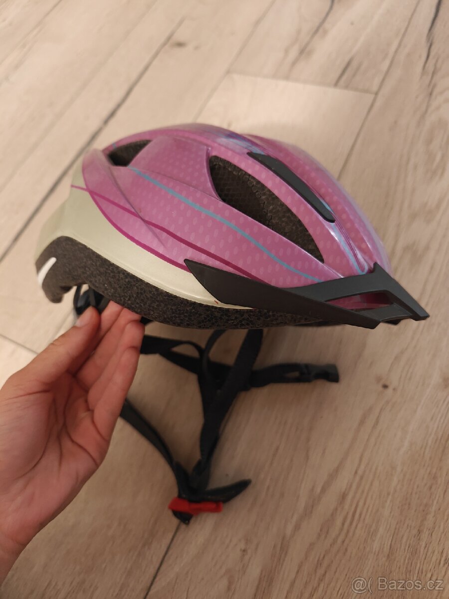 Cyklistická helma velikosti S/M