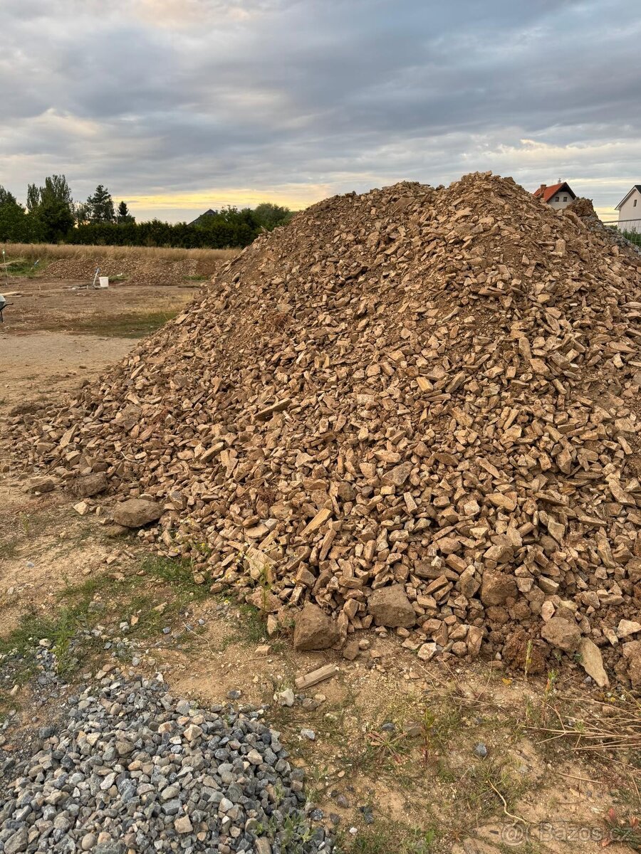 Opuka kámen za odvoz – Tuklaty, Úvaly u Prahy