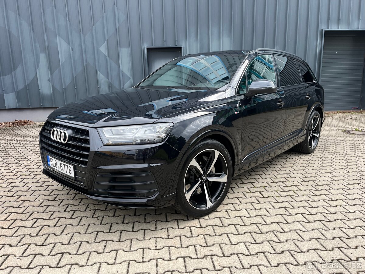 Audi Q7 3.0 TDI 200kW / S LINE / Black Edition / 7míst / DPH