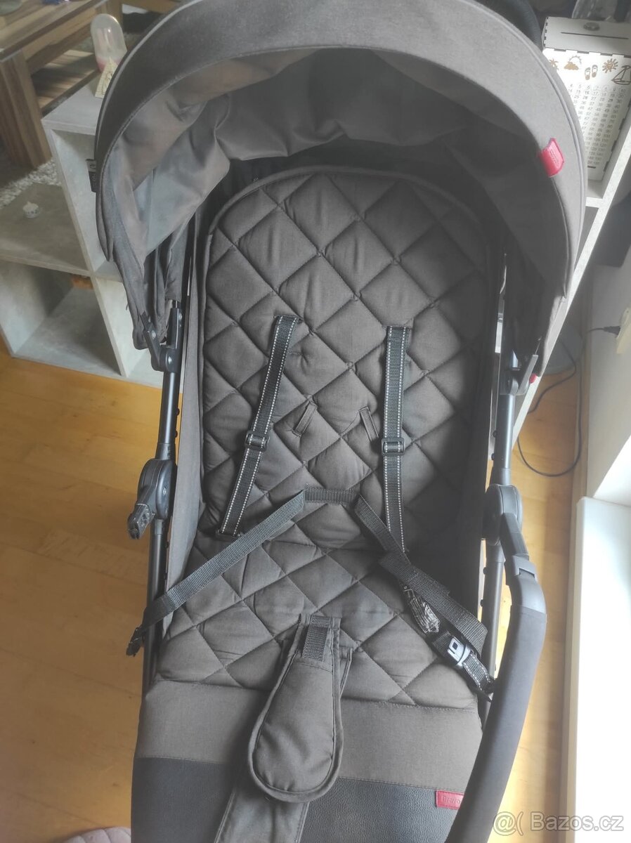 Kočárek Carello Bravo
